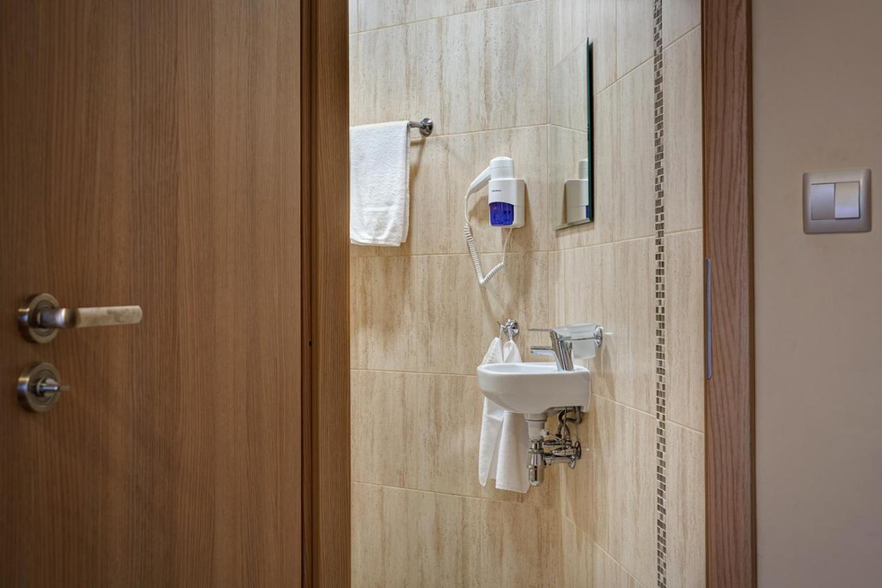 Guest Rooms Tsarevets Veliko Tarnovo Buitenkant foto